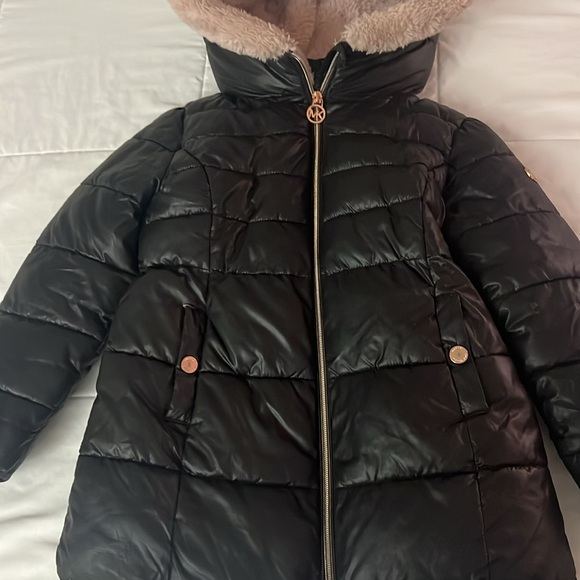 Michael Kors Size 5/6 black pink fur warm coat in good condition 🎀 - Picture 6 of 7